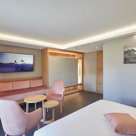 Dimora Degli Dei リヴィーニョ