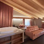Dimora Degli Dei Hotel 4*